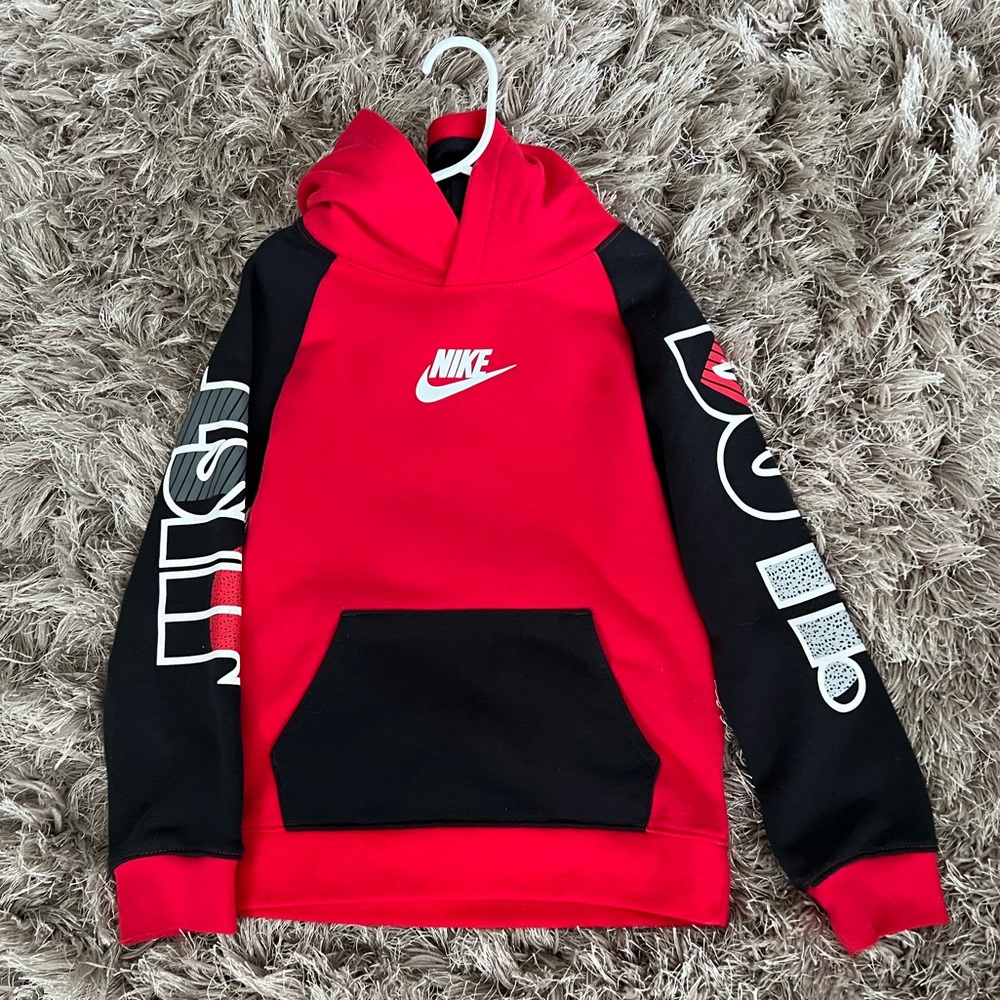 Nike Just Do It Hoodie in red and black boys size 7